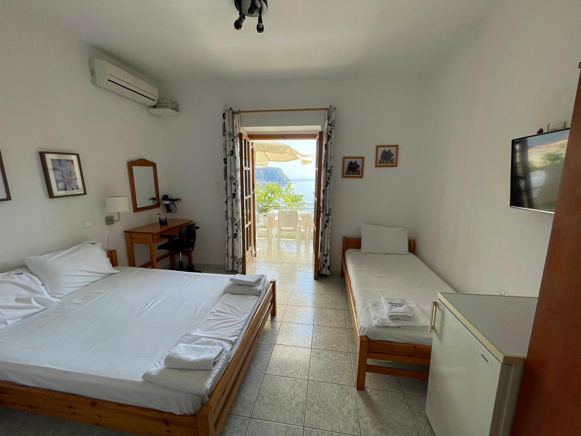 Apartment Ionian View Himarë
